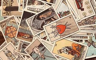 How can I start learning tarot? Are there any recommended e-books, courses, or workshops?